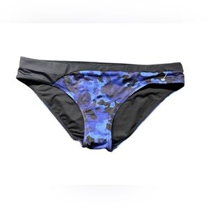 ATHLETA Freestyle Camo medium Bikini swim Bottom blue black size small NWT